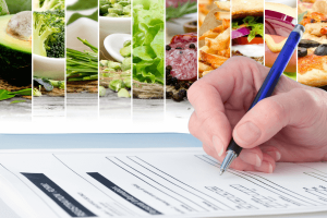 questionnaire culture sécurité alimentaire avec une main en gros plan