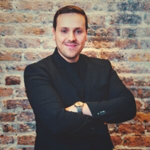 Anis karrit - Datacenter Orange : réussir un projet ISO 9001, ISO 27001 et HDS en 6 mois - Quimper Brest Portrait d'anis karrit - consultant france certification